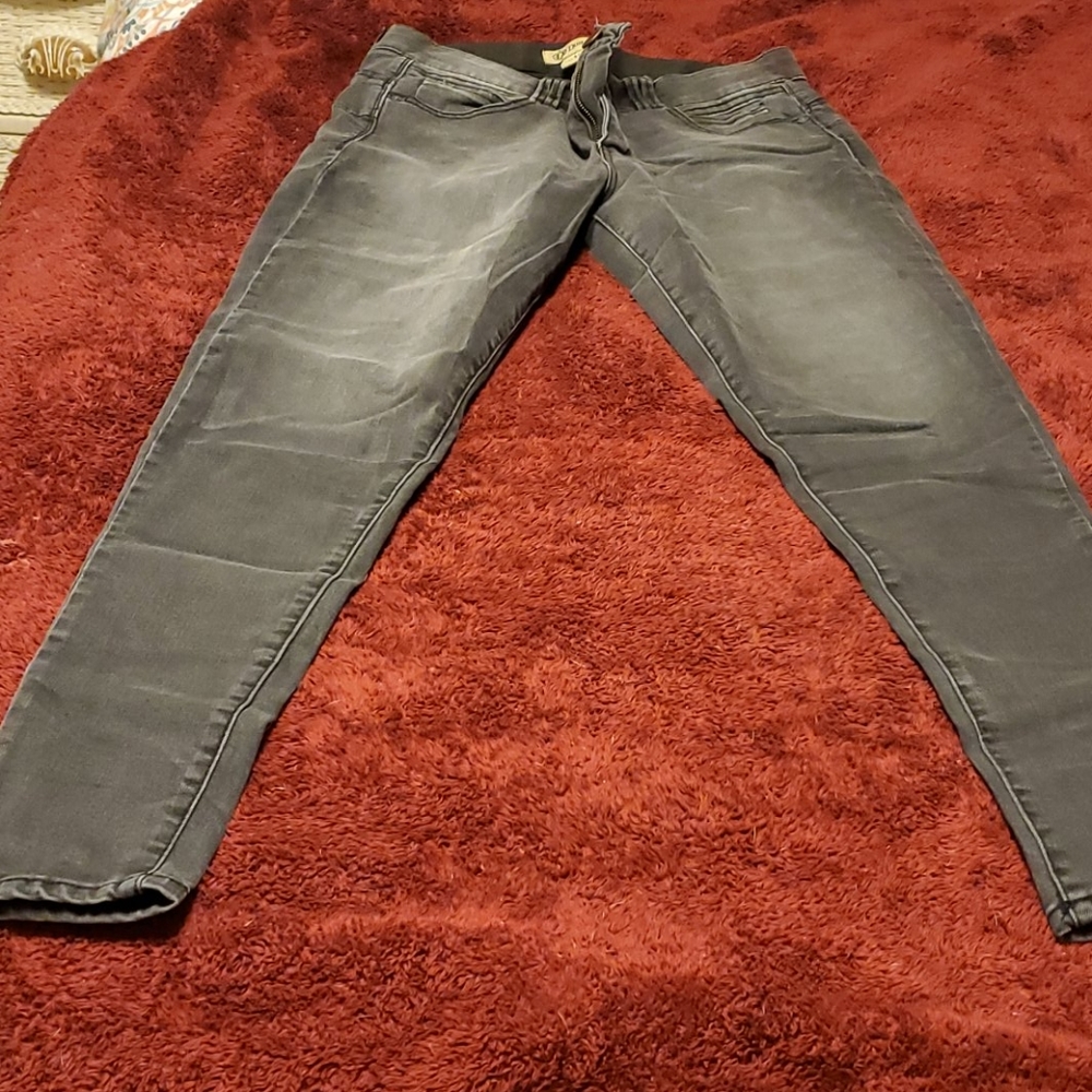 Democracy jeans